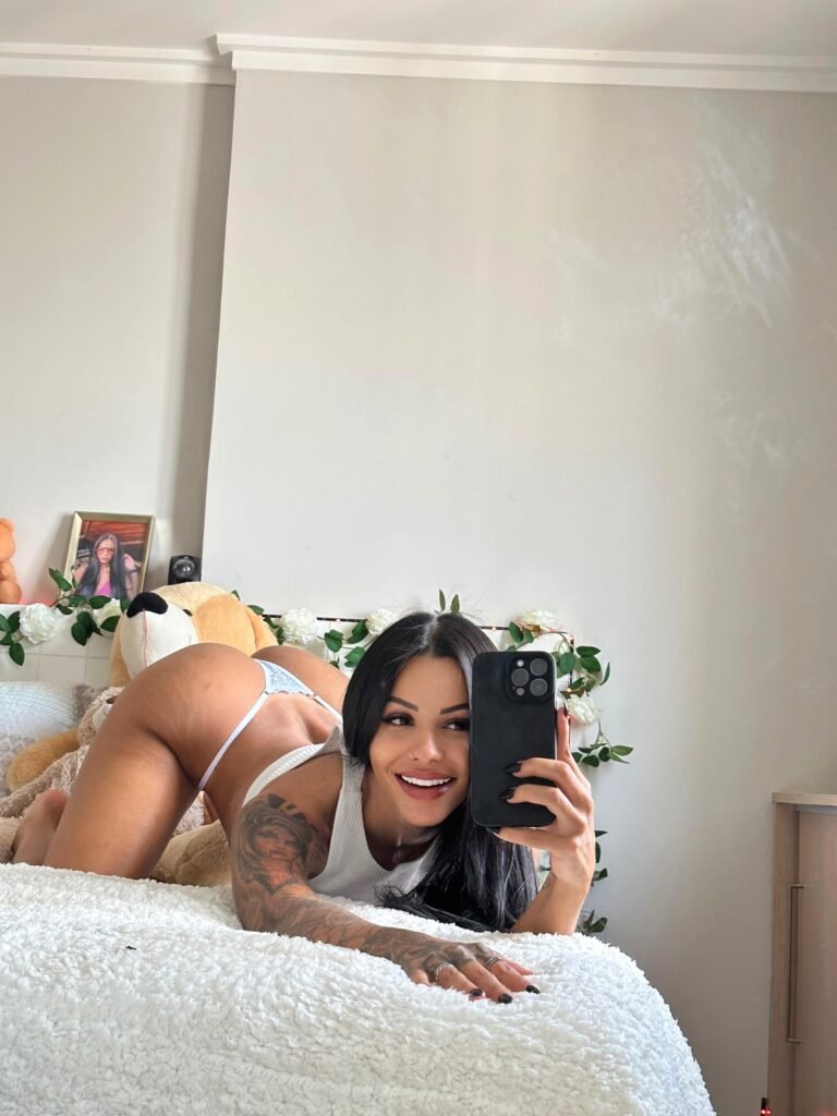 If I was about to sit on your face and make you eat me out until I orgasm in your mouth, do you mind?
