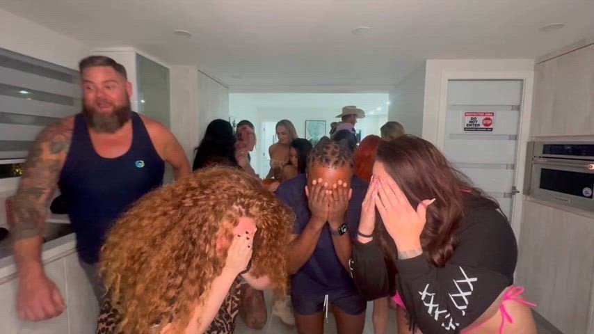 Friendsgiving Hide N Seek (15person) Orgy!