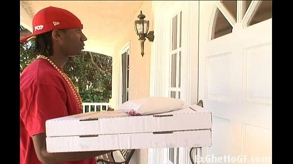 Sinnamon Love fucks pizza guy