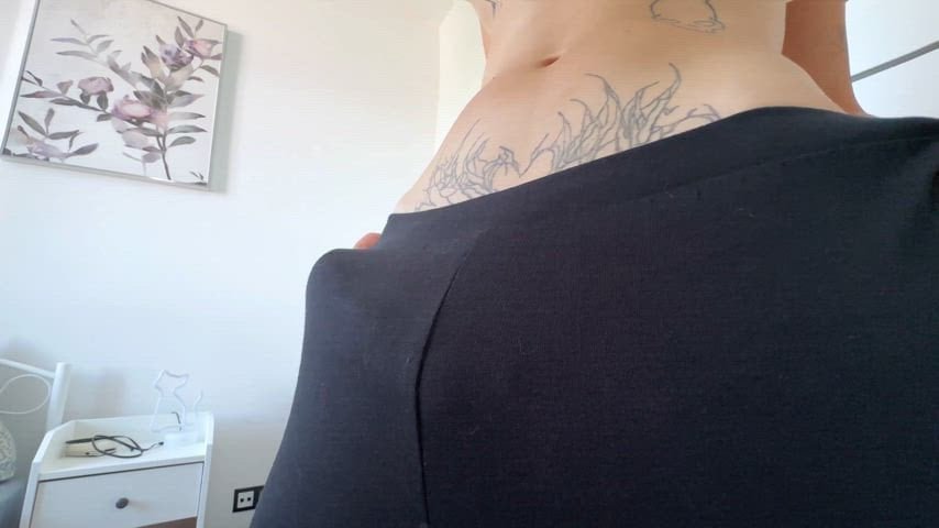 Wanna taste the huge cock hiding under my leggings?