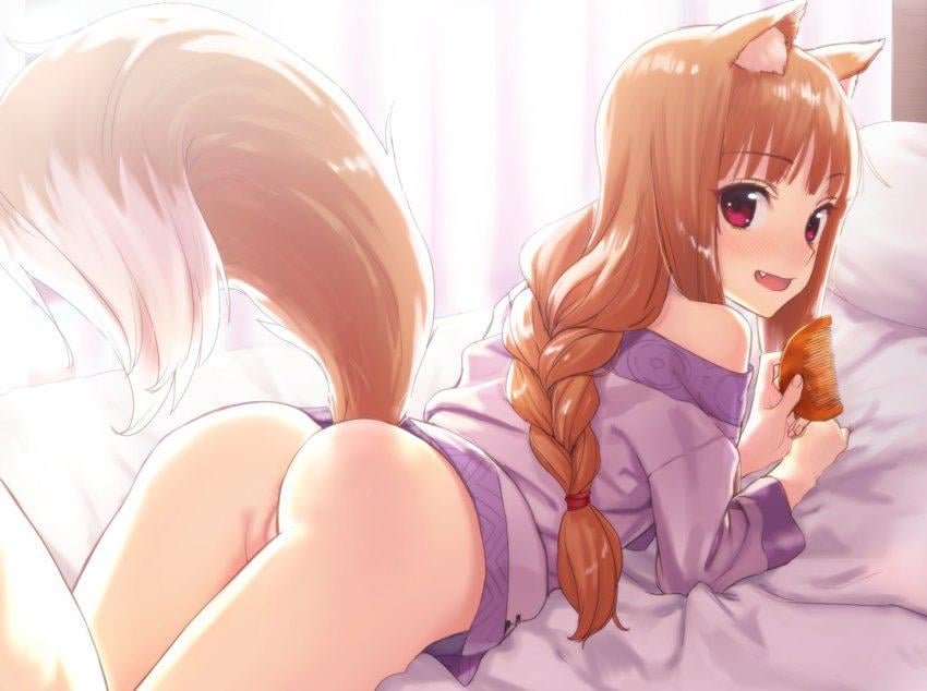 Holo showing her pussy