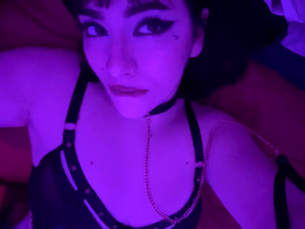 Let me sit on your face daddy