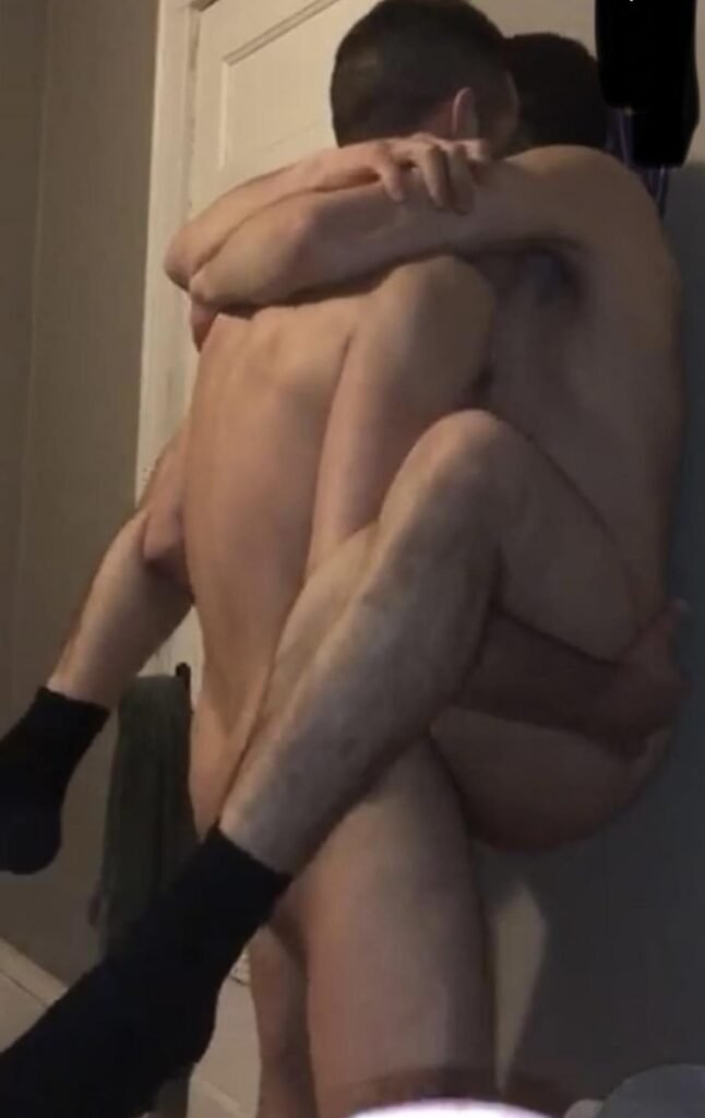 I am just a horny jock bottom who loves to be carried.