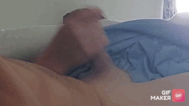 Wife gives handjob