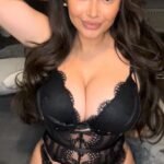 Do you know why my classmates call me melon girl? (F19)